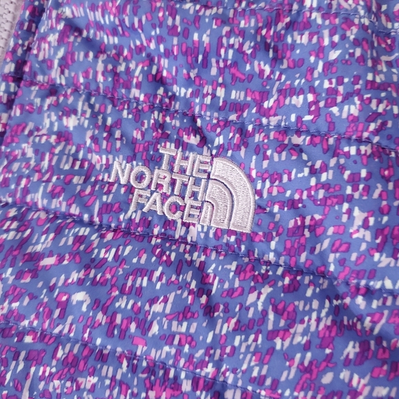 The north face reversible jacket - Picture 7 of 16